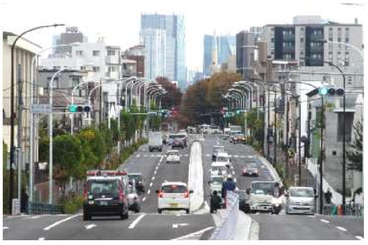 放射第23号線（井の頭通り）整備後の現況（画像：東京都）。