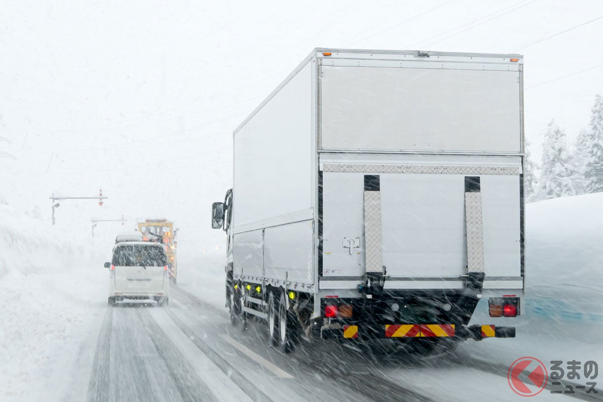 大雪のイメージ(画像:PIXTA)。