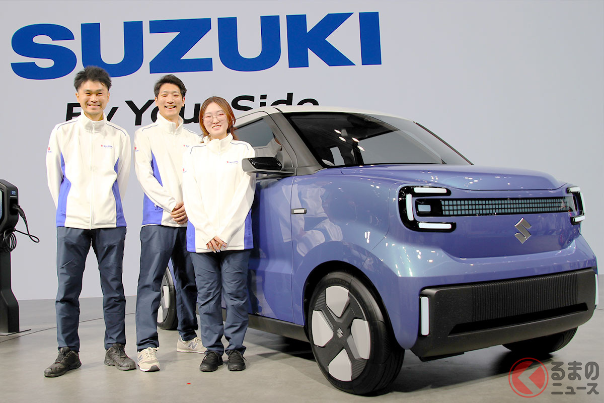 新「ビジョンeスカイ」についてお話を聞いた松浦さん、鈴木さん、佐々さん（左から）