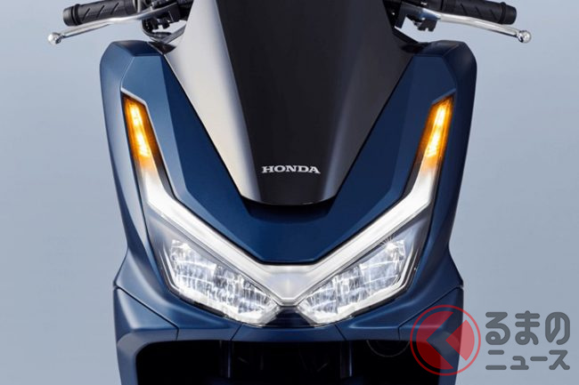 価格約38万円！ ホンダ「PCX」なぜ人気？ 「原付二種スクーター」の