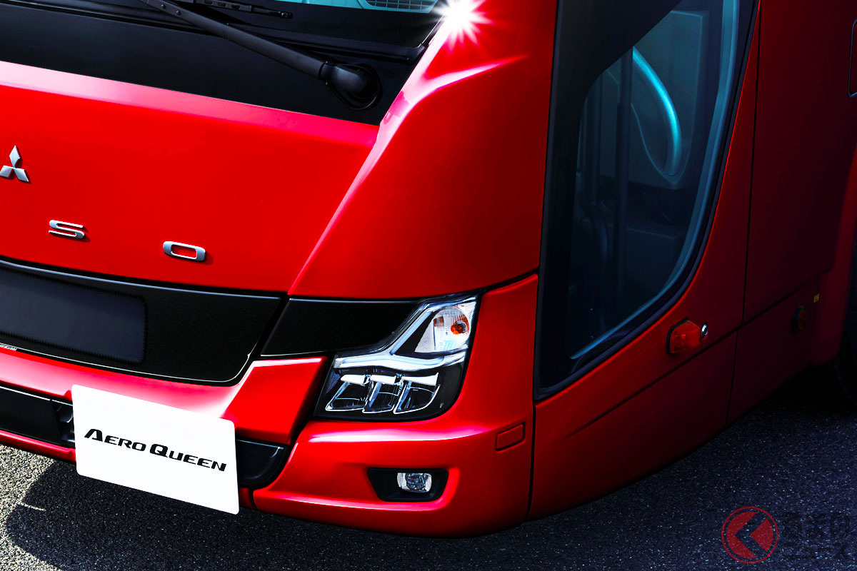 5700万円！ 三菱が「“62人乗り”新型モデル」発表！