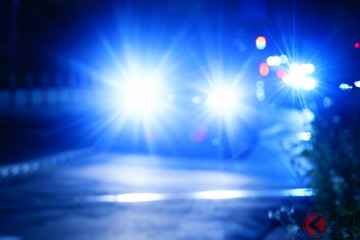 夜道の「目潰しライト」なぜ急増? LEDだけじゃない「眩しさ」の複合的要因とは(画像はイメージ/PhotoAC)
