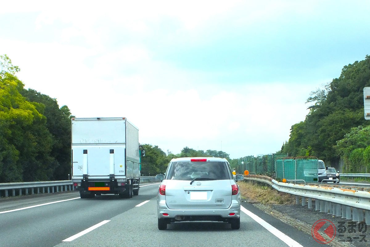 高速「右車線」なぜ譲らない? 居座るクルマの心理と「即検挙」の意外なリスク(画像はイメージ/PhotoAC)
