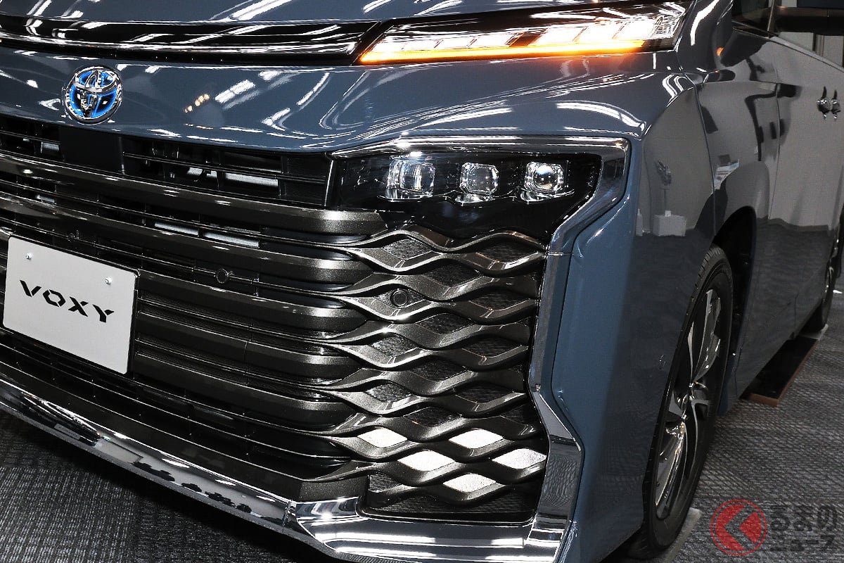 その見た目の存在感から「ミニアルファード」と呼ぶ人も!? ヴォクシーの魅力とは