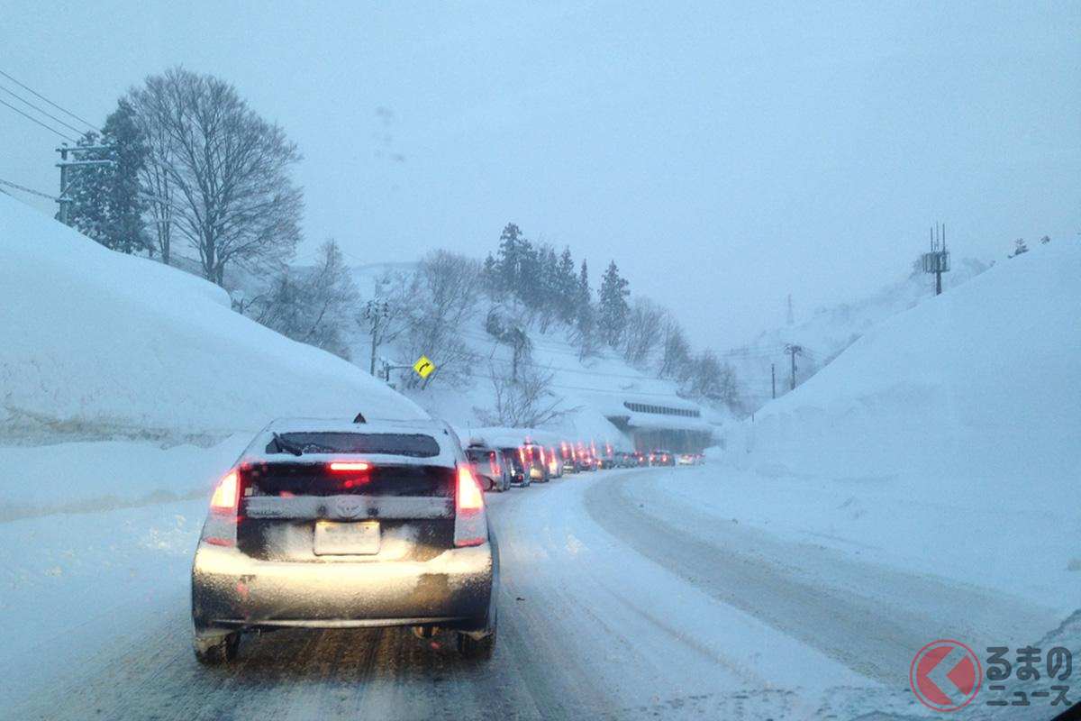突然の大雪で立ち往生した実体験から誕生した防災セットとは