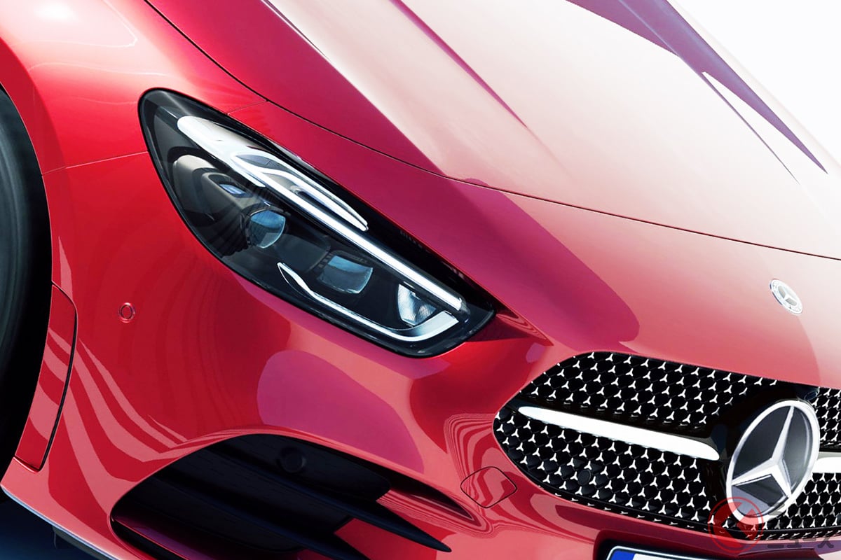 AMGラインと現行Bクラス初採用となるナイトパッケージを標準化