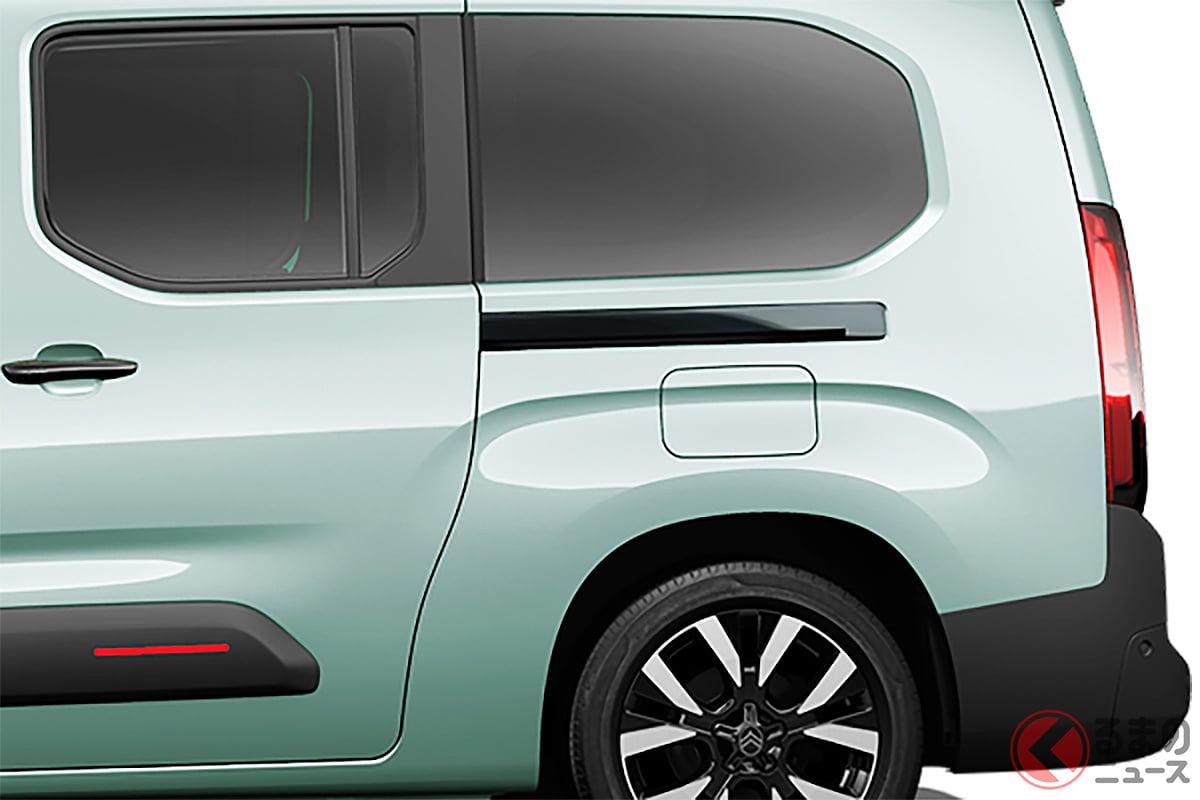 特別色「アクア グリーン」を纏うベルランゴ