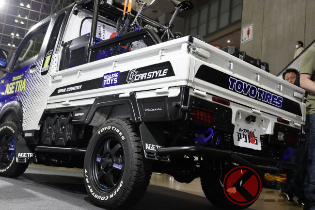 斬新「ランクル顔