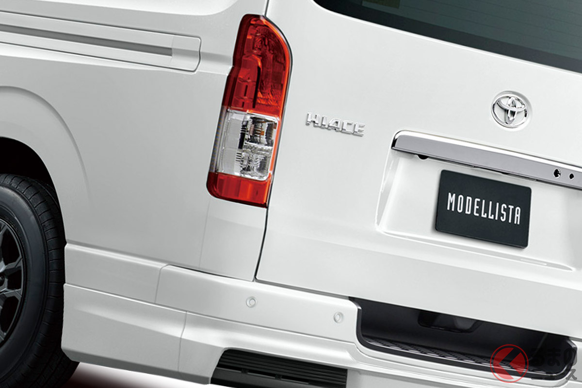 イルミが光る「ハイエース」!