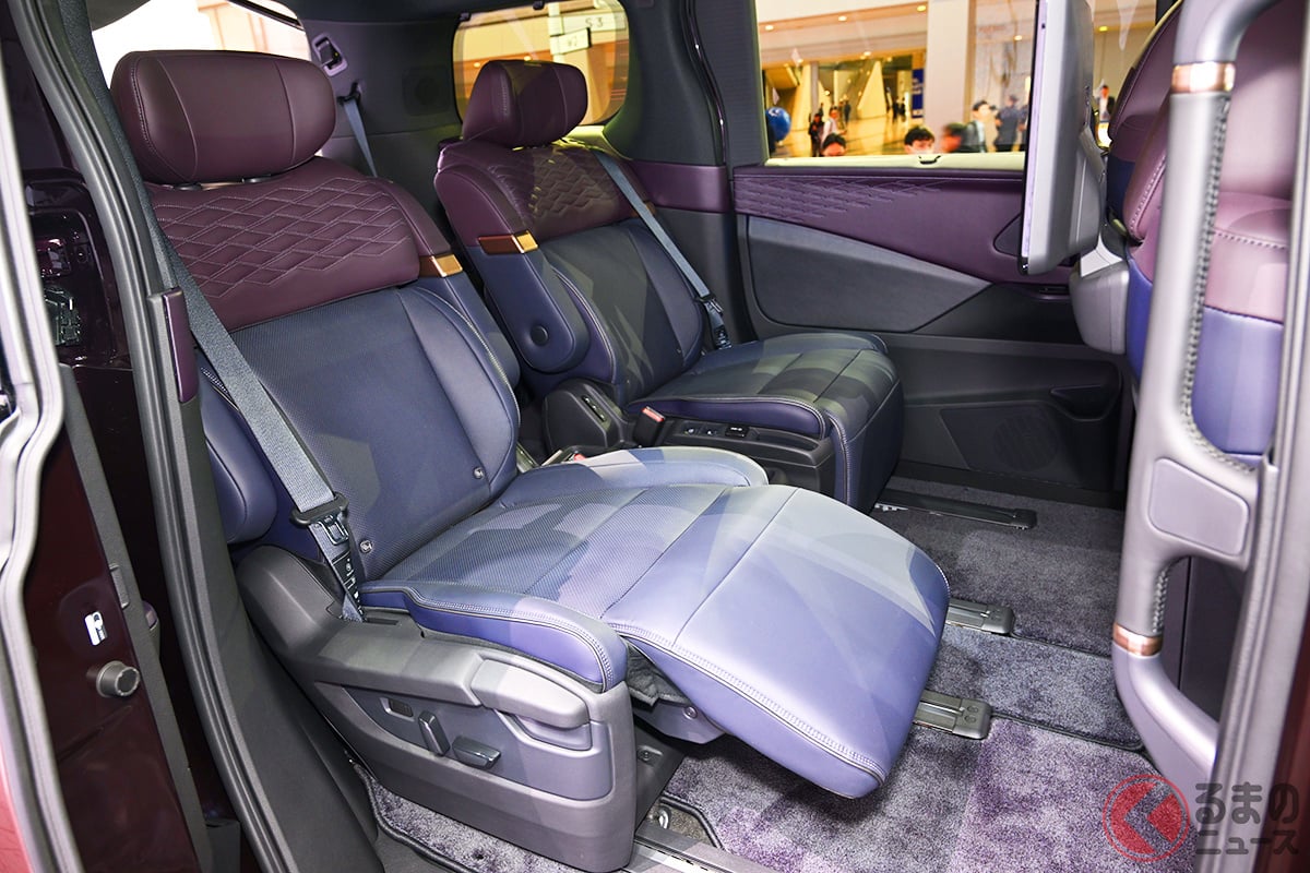 キルティング加工が施された豪華内装がイイ!