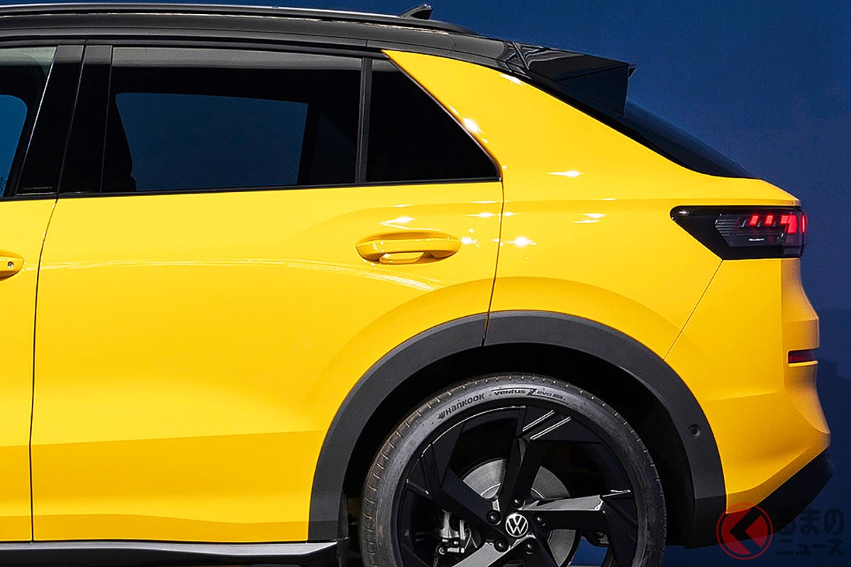 新色「カナリーイエロー」を含む6色のボディカラーが用意され、2トーンルーフ仕様も選択可能