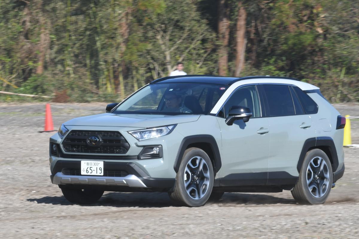 トヨタ RAV4