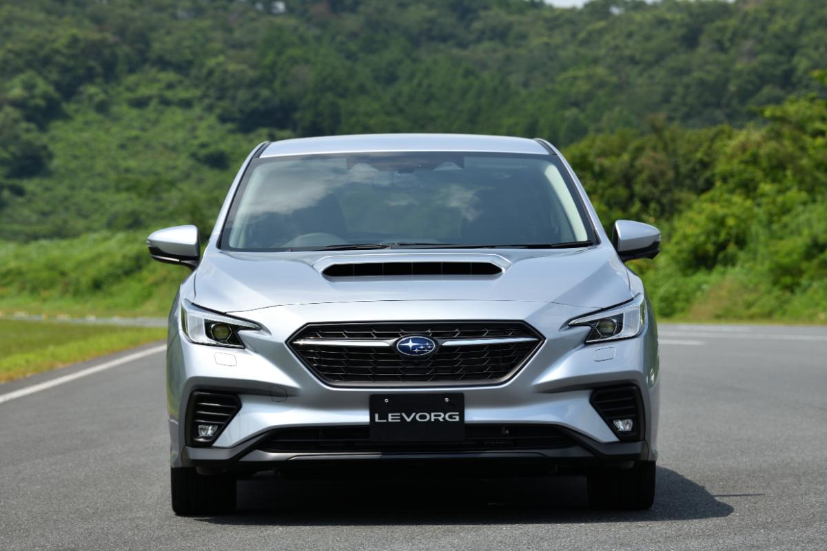 スバル レヴォーグ
