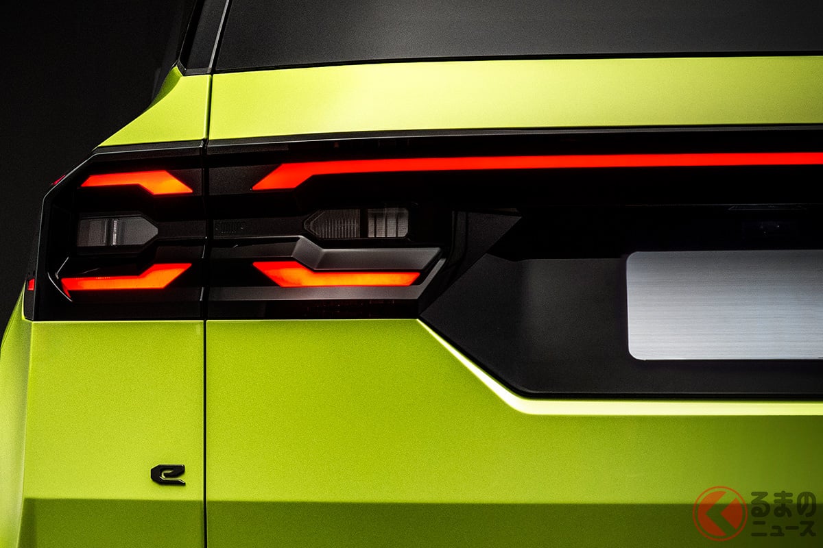 ジープの強みである走破性も健在。Selec-Terrain機能を全グレードに標準装備し、路面状況に応じた走りをサポート