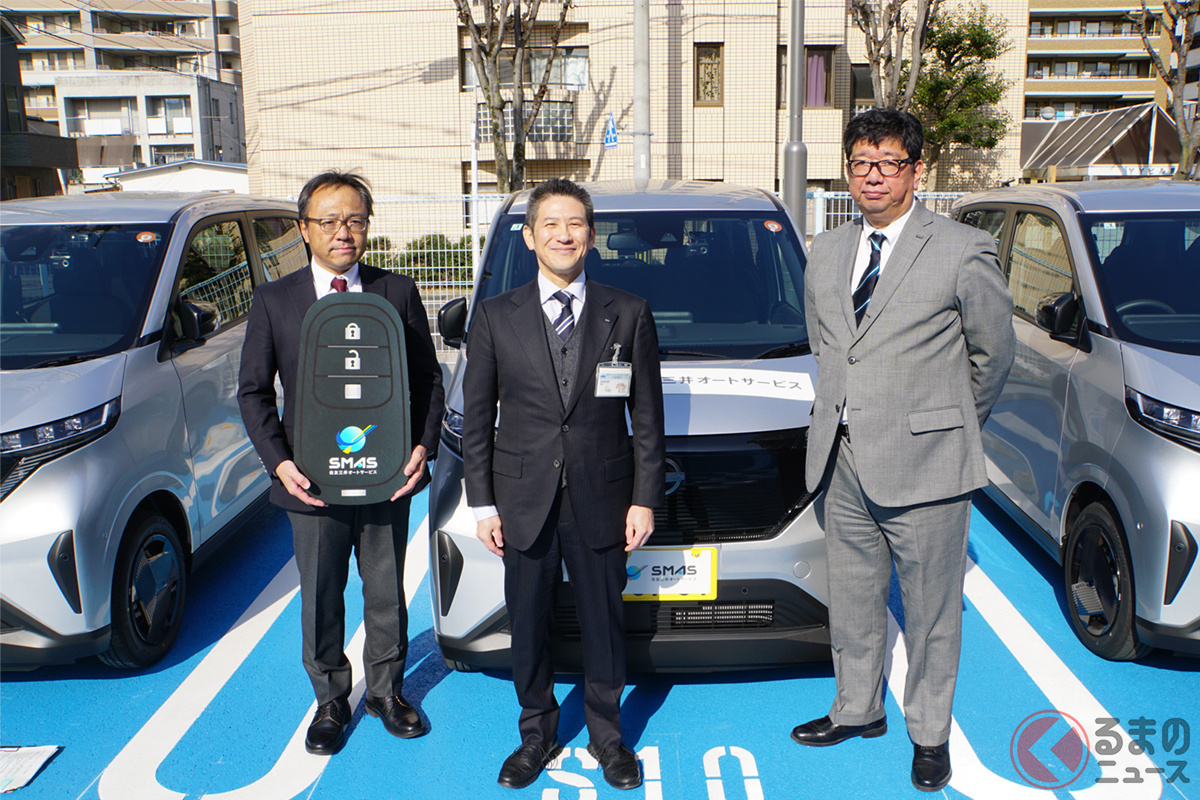 左から、SMAS福岡支店営業第二部部長の古屋浩幸氏、大野城市総務財政部財産管理課の今田英敏課長、新出光MFI推進室の山浦伸一郎室長