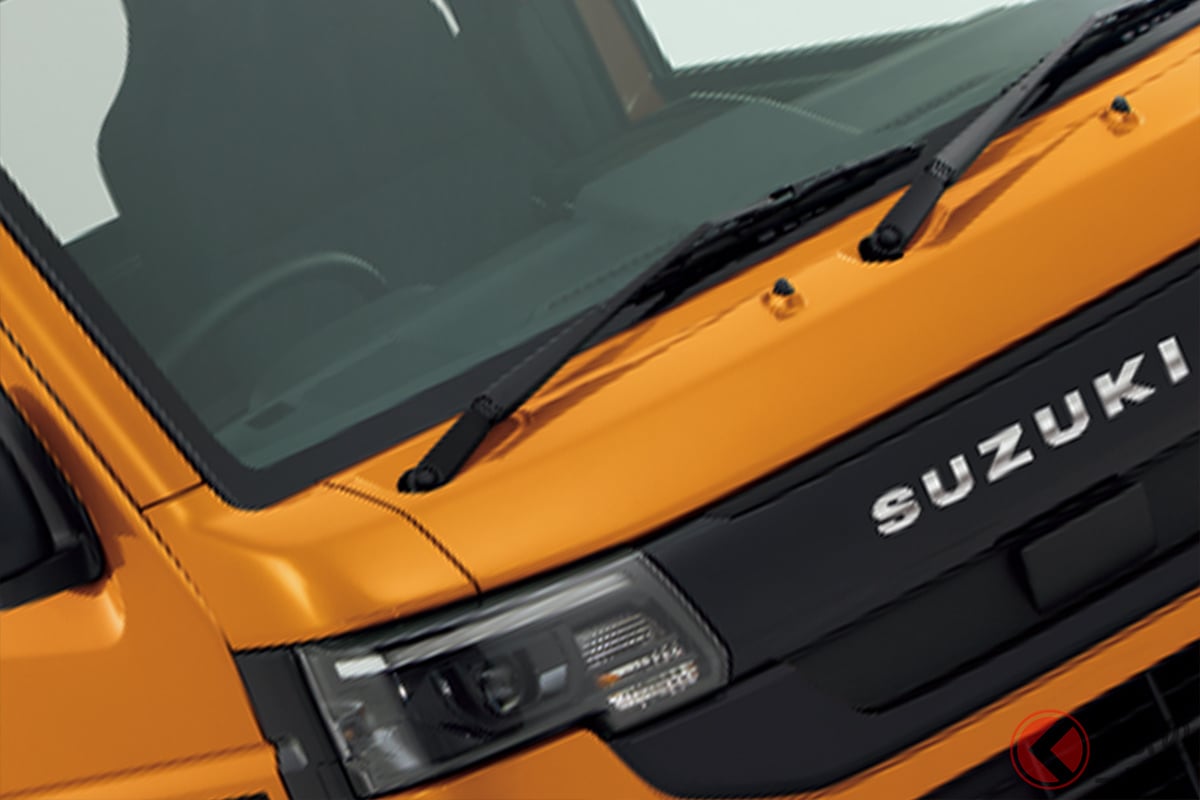 ブラック仕立ての顔がカッコイイ!