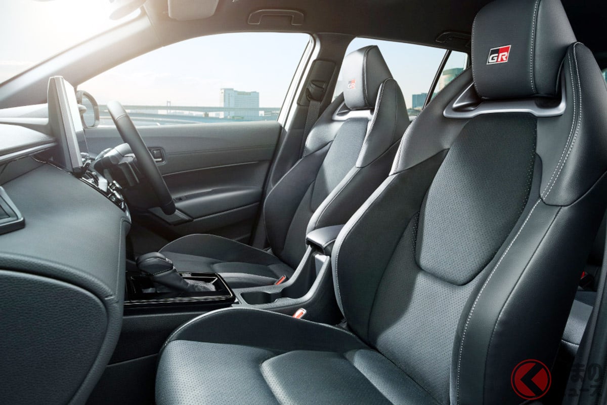 新設定された「カローラクロス GRスポーツ」