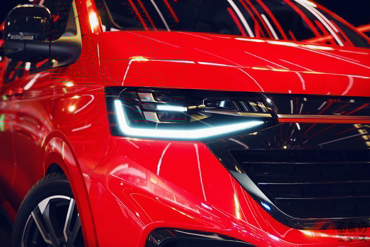 GTIを思わせる赤いアクセント