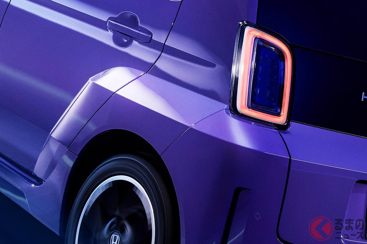 「ブーストバイオレット・パール」のボディカラーがカッコいい!