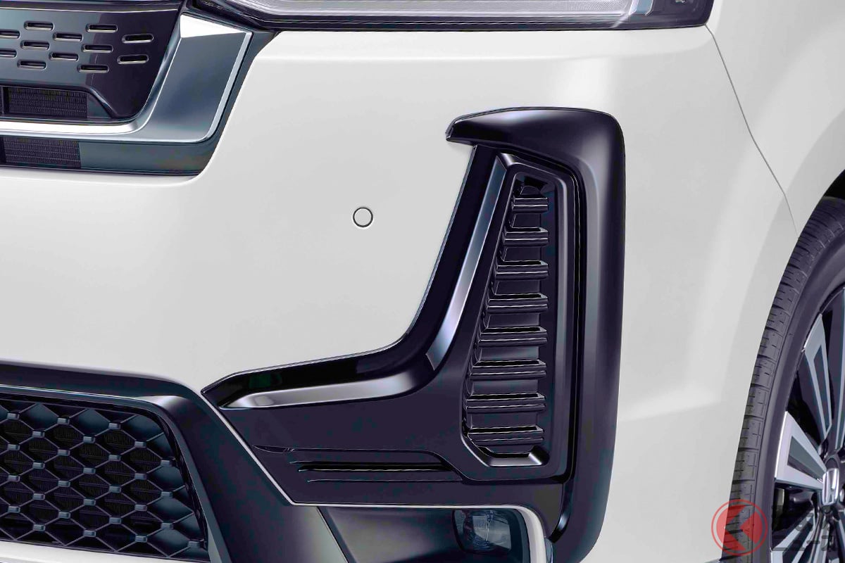 ホンダ「新ステップワゴン・スパーダ」の「顔」が斬新すぎる!