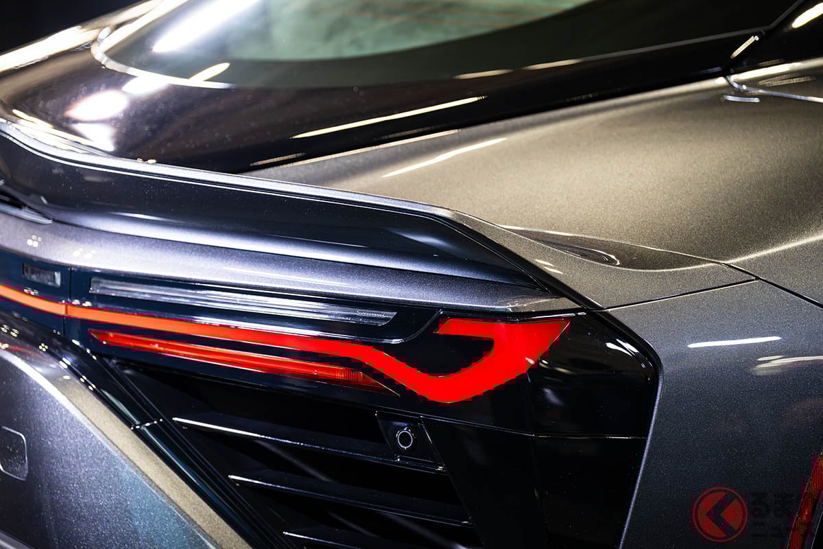 トヨタの“新型”「“2人乗り”スポーツカー」!