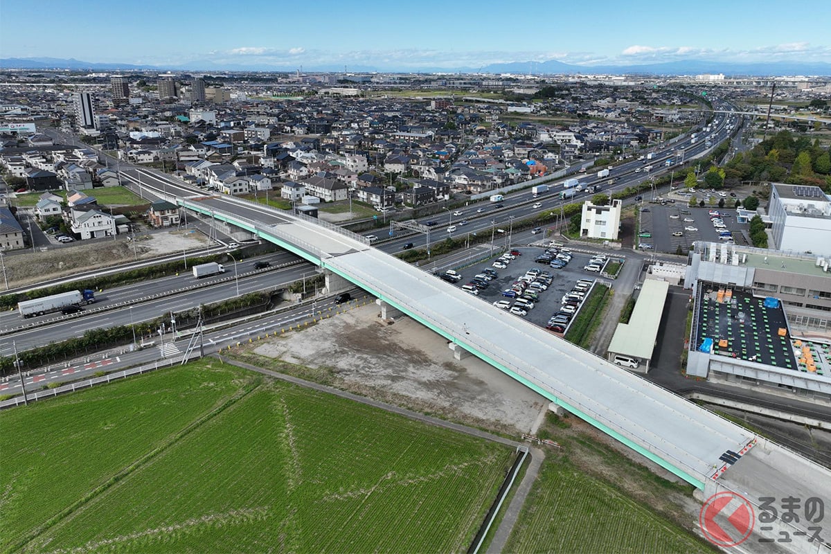 白岡宮代線の「白岡中央大橋」。施工途中の様子(画像:白岡市)