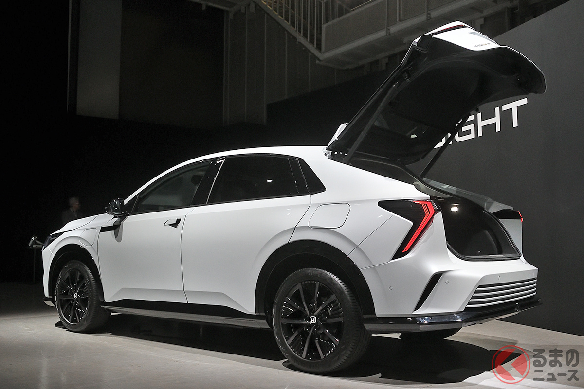 クーペフォルムも精悍なクロスオーバーEVに進化した新型「インサイト」