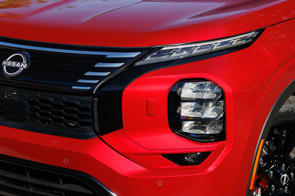 日産「ローグ プラグインハイブリッド」(カナダ仕様)