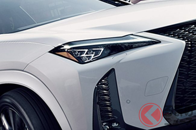 レクサス「新コンパクトSUV」発表！ ボディ同色のフェンダー×