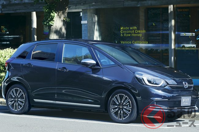 フィットになります ホンダ「フィット」全グレードで一斉値上げ！ 「クロスター」は専用色