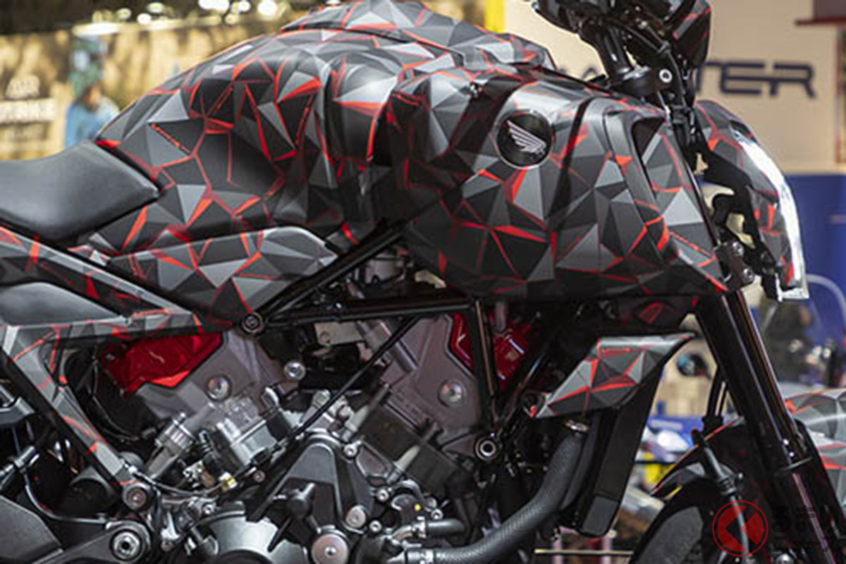 ホンダが世界初「すごいエンジン」搭載の新型「“V型3気筒”バイク」世界初公開！