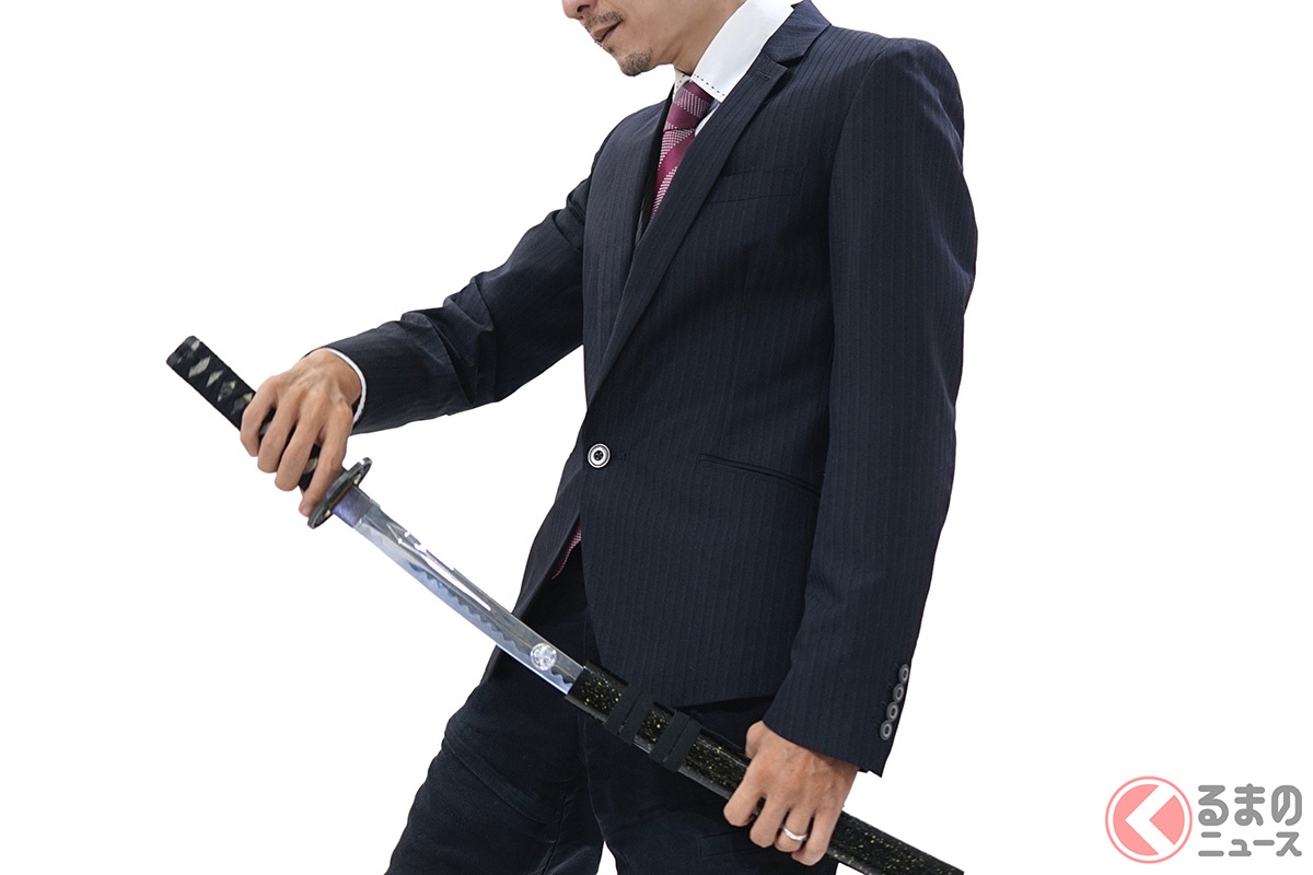 恐怖!低速運転にクラクションを鳴らしたらドライバーがあおり運転、さらに「刀」を持って運転手に詰め寄る(画像はイメージ/photoAC)