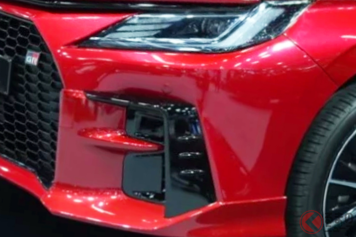 精悍なフロントデザインと専用エアロパーツにより、スポーティさと質感を両立