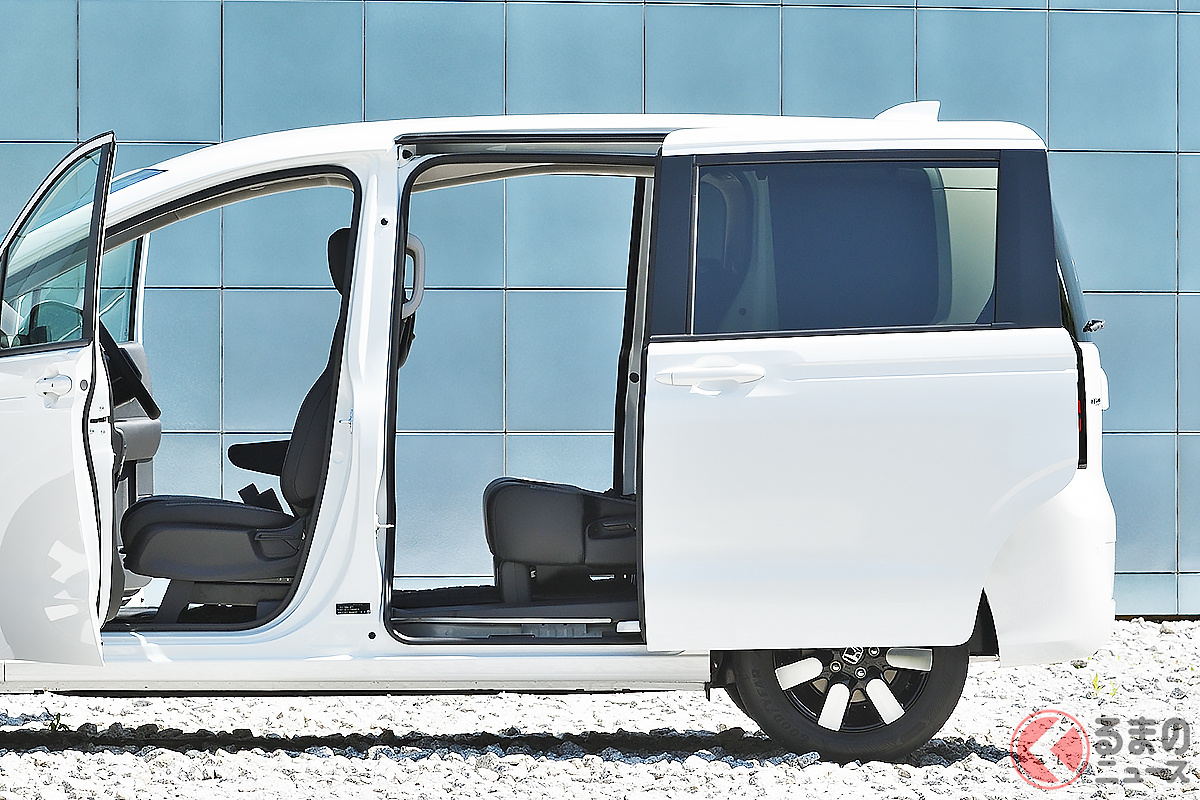 ホンダ「小型“スライドドア”車」人気の理由とは
