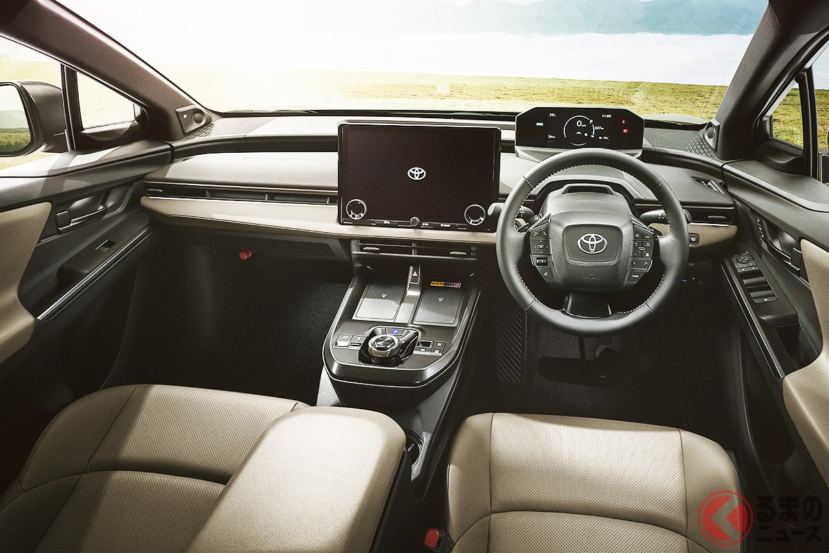 アウトドアシーンに映える「カーキ」内装(写真)もオシャレ!