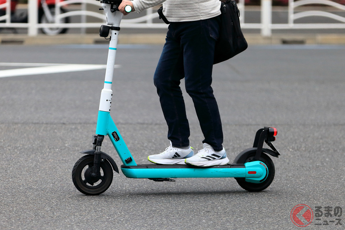 電動キックボードの「違反者講習」も無視するのはダメ!(画像はイメージ、ASARI/PIXTA)