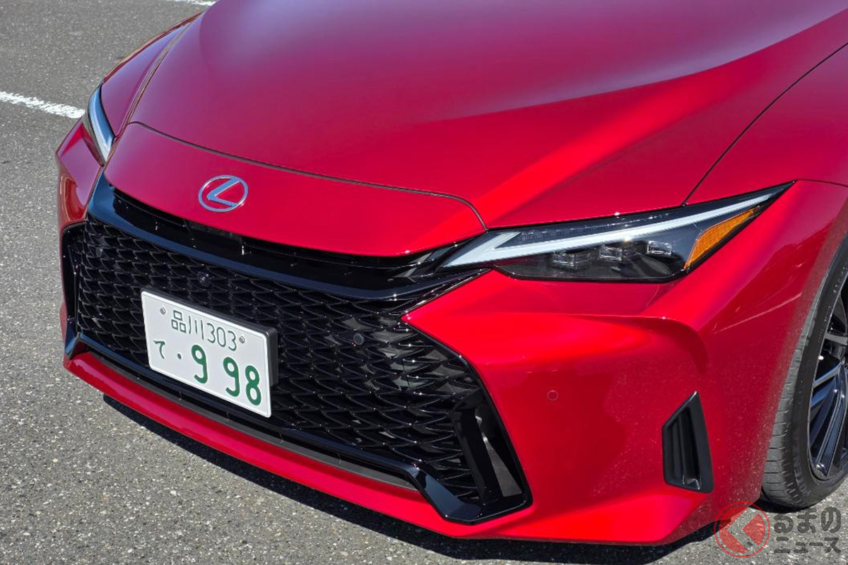 は筆者の予想を超えて願望に近いモノですが、「足りないピースがほぼ埋まった」改良型ISのフットワークとあのV8-5.0Lとの組み合わせ、是非とも体感してみたい