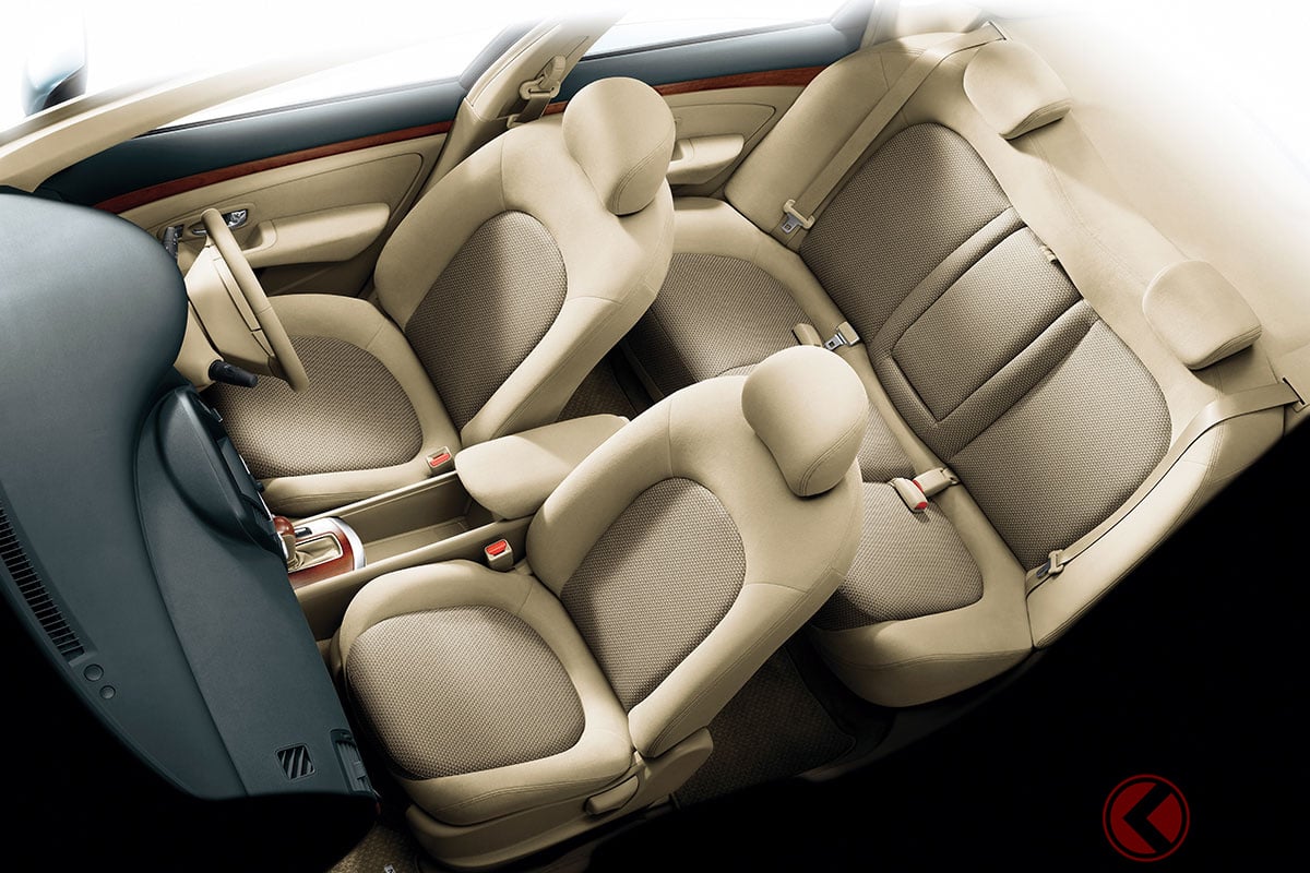 たった30万円台くらいで買える日産「5ナンバーセダン」