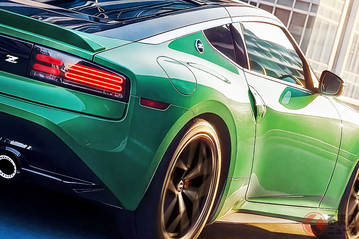 レトロな新色「グリーンパールメタリック」もスゴい!