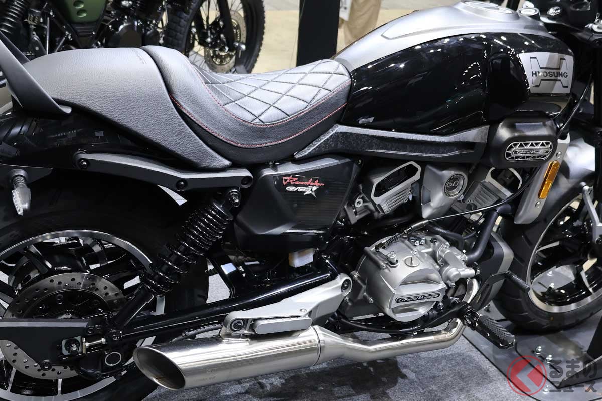 ヒョースン「GV250X Roadster(GV250Xロードスター)」