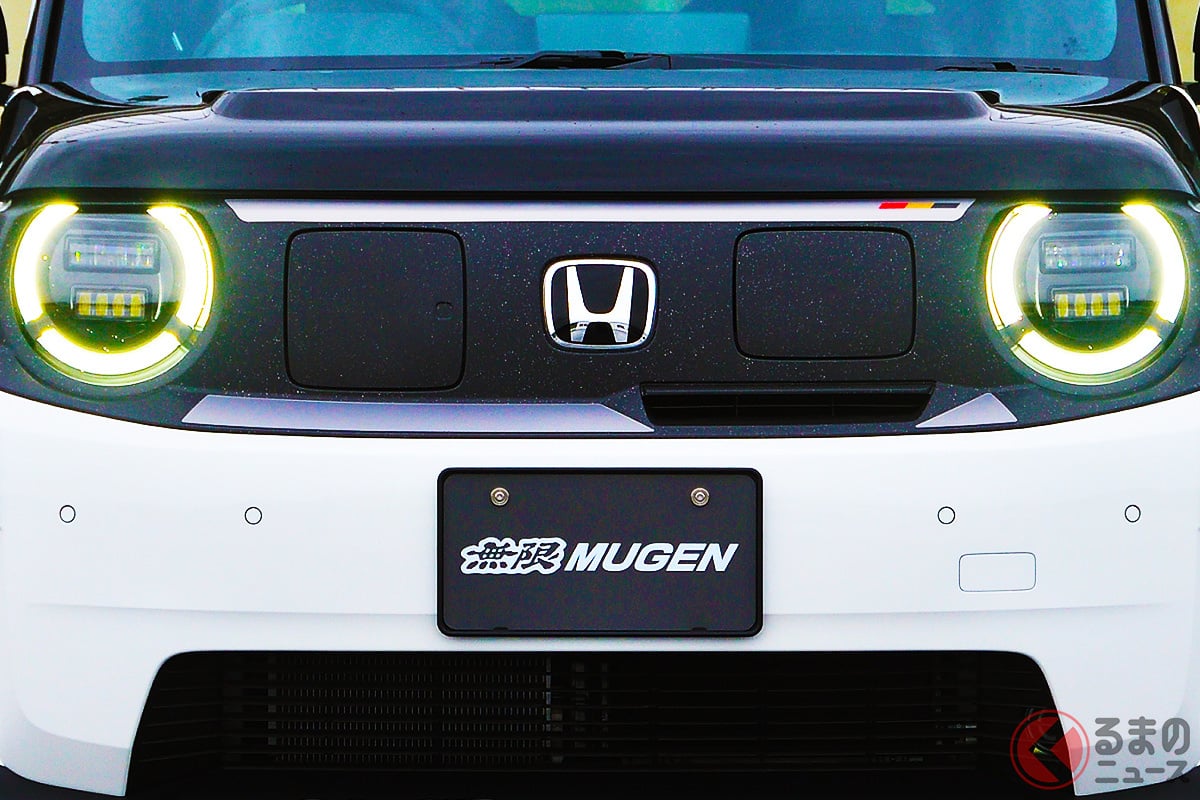 ホンダ新型「ド迫力・コンパクトカー」発表! さらに超ワイドボディな“MUGEN仕様”で興奮は最高潮に!