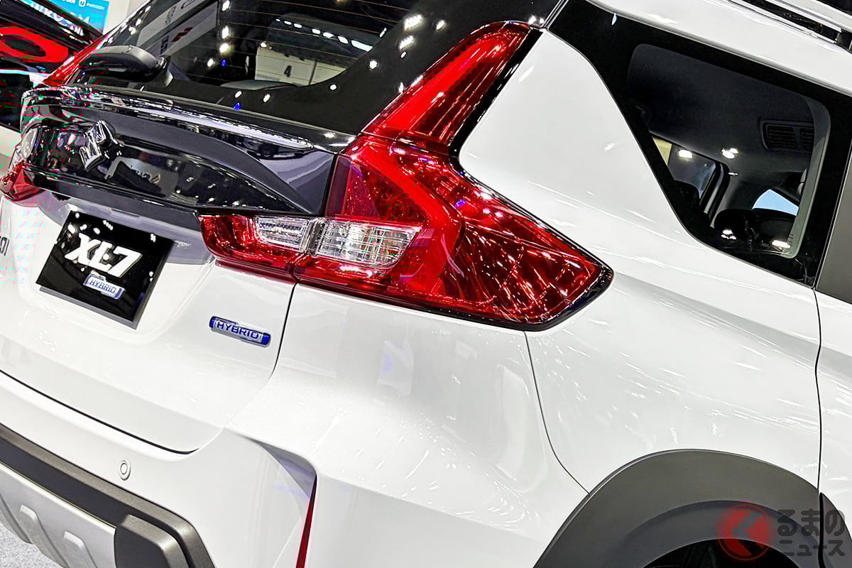 精悍なリア周りもイイ! スズキ「XL7」がスゴい!