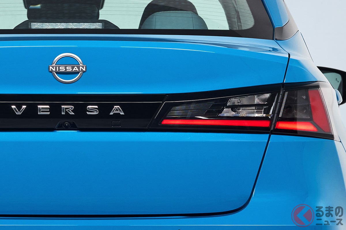 日産の新型コンパクトセダン「ヴァーサ」!