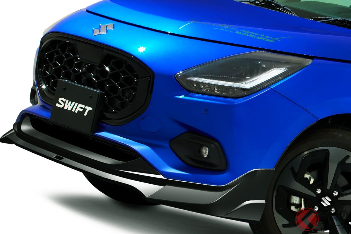 スズキが「新スイフト」“本格スポーツ仕様”を初公開!
