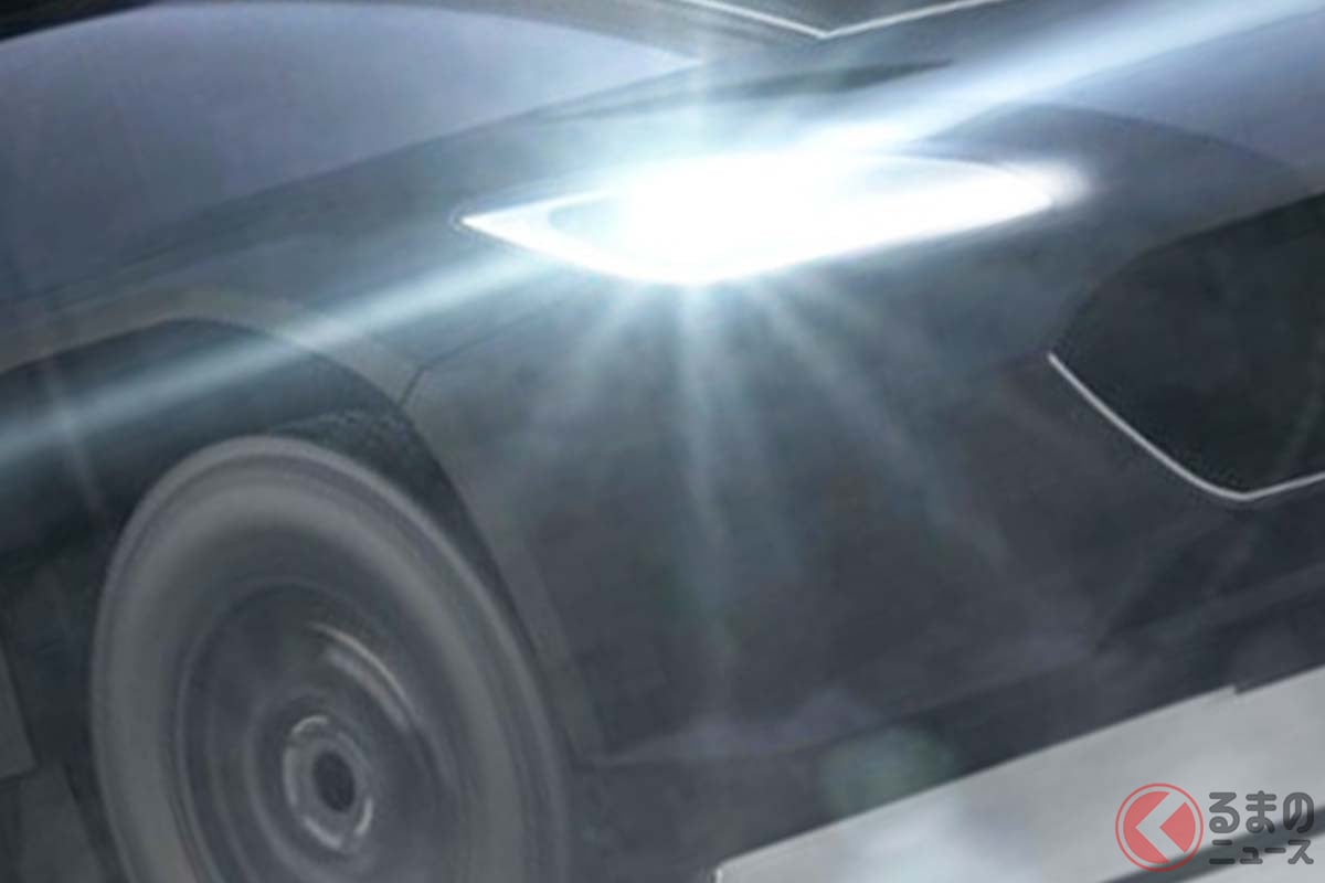 ターボ&4WDマシンの2ドアクーペは何を示す?