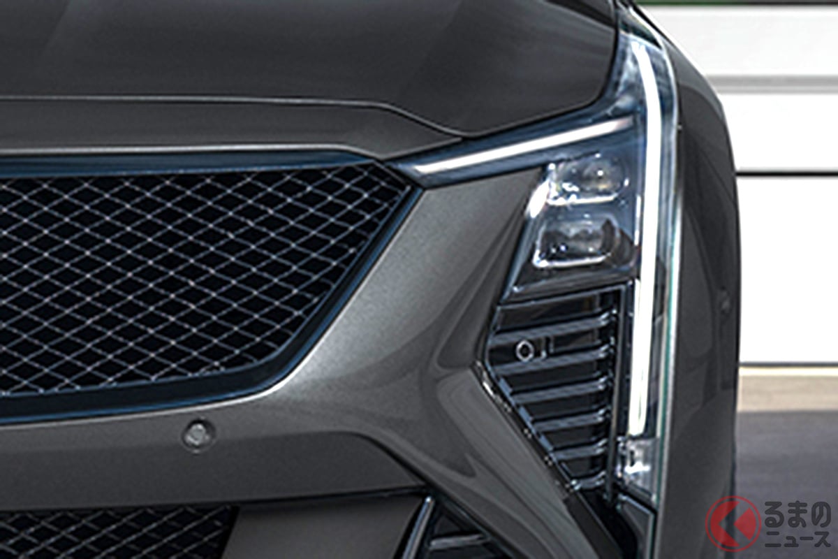 進化した新型「“4WD”スポーツセダン」とは!