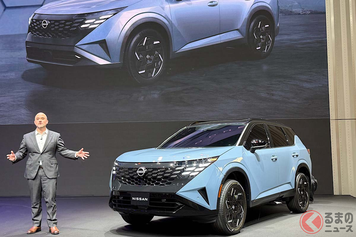 登壇したCEOを務めるイヴァン エスピノーサ氏