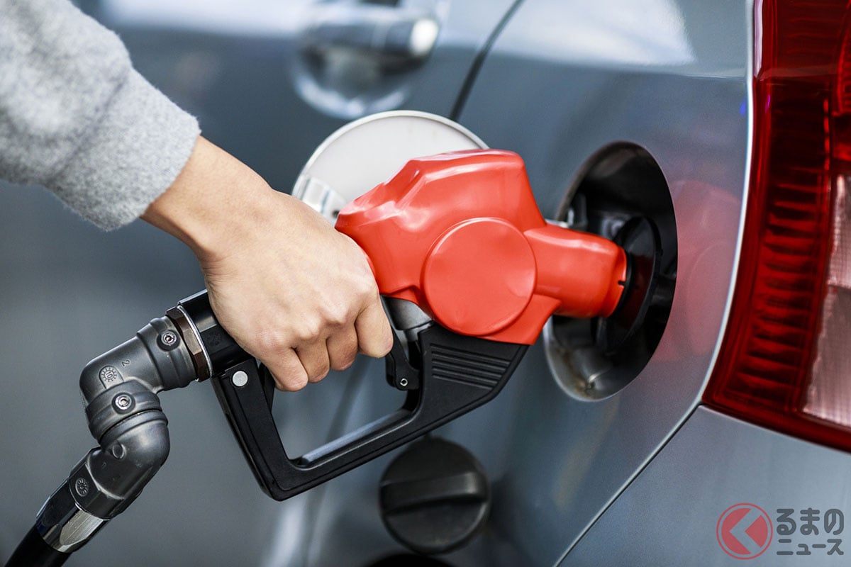セルフ式ガソリンスタンドで「アウトな行為」とは?(画像:PhotoAC)