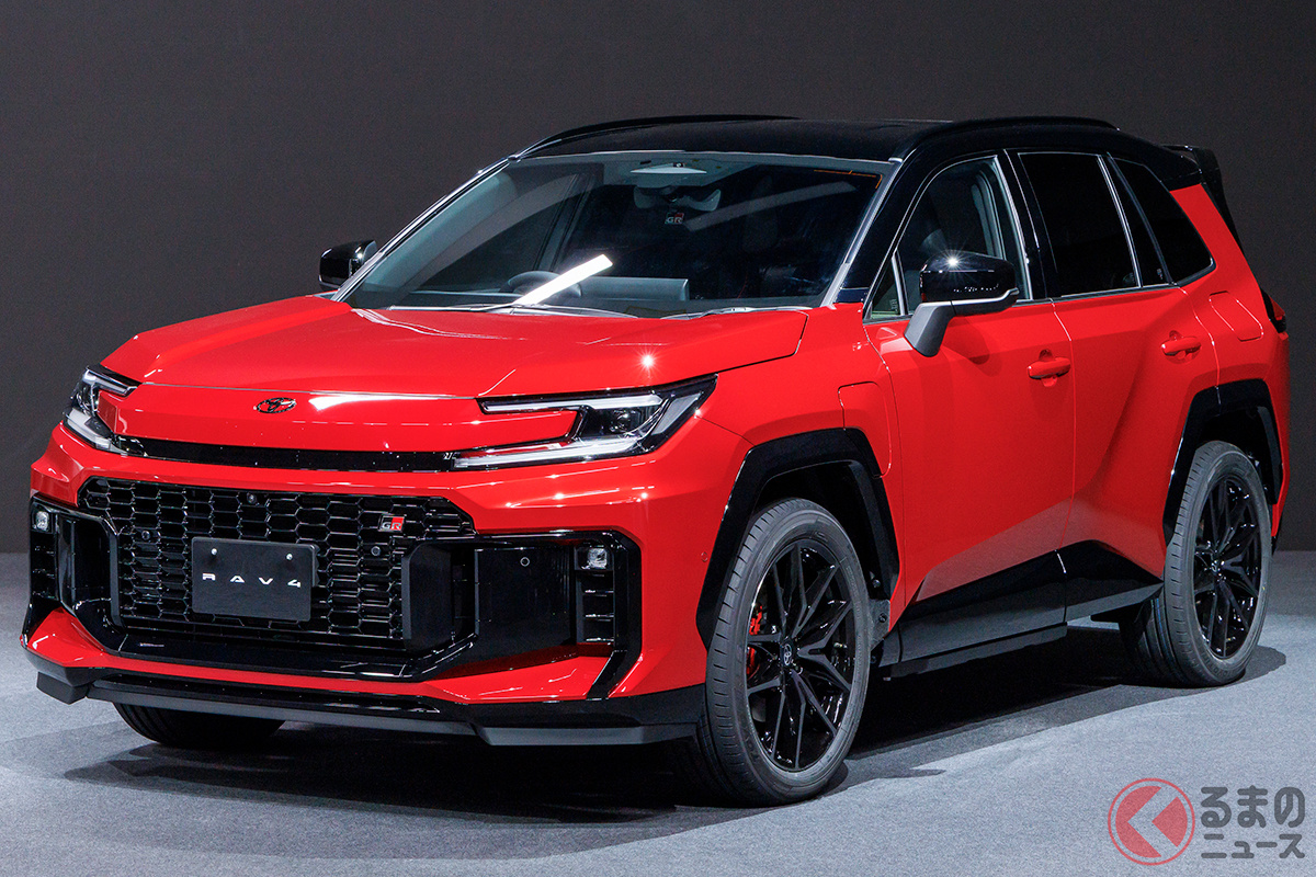 HEVとPHEVどっちを選ぶべき!?［画像は新型「RAV4 GR SPORT」（PHEV）］