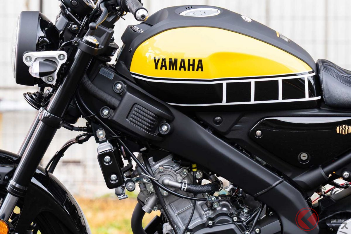 Yamaha XSR155 Gets Retro Cool with US Intercolor Kit from Y's Gear!